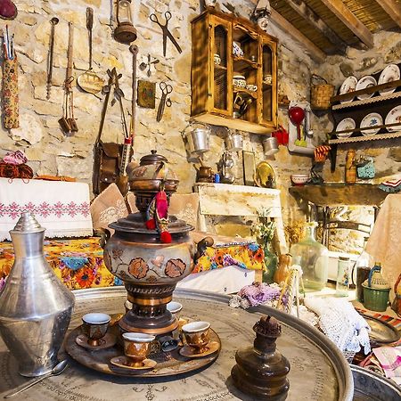 Bed and Breakfast Hobbithousebademler Urla Exteriér fotografie